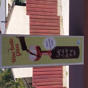 NWOT Big mouth wine glass